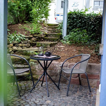 Best Stay Moderne Stadtwohnungen In Huenfeld - Kueche, Schlafsofa, Terrasse Oder Balkon Wlan Smart Tv Extérieur photo